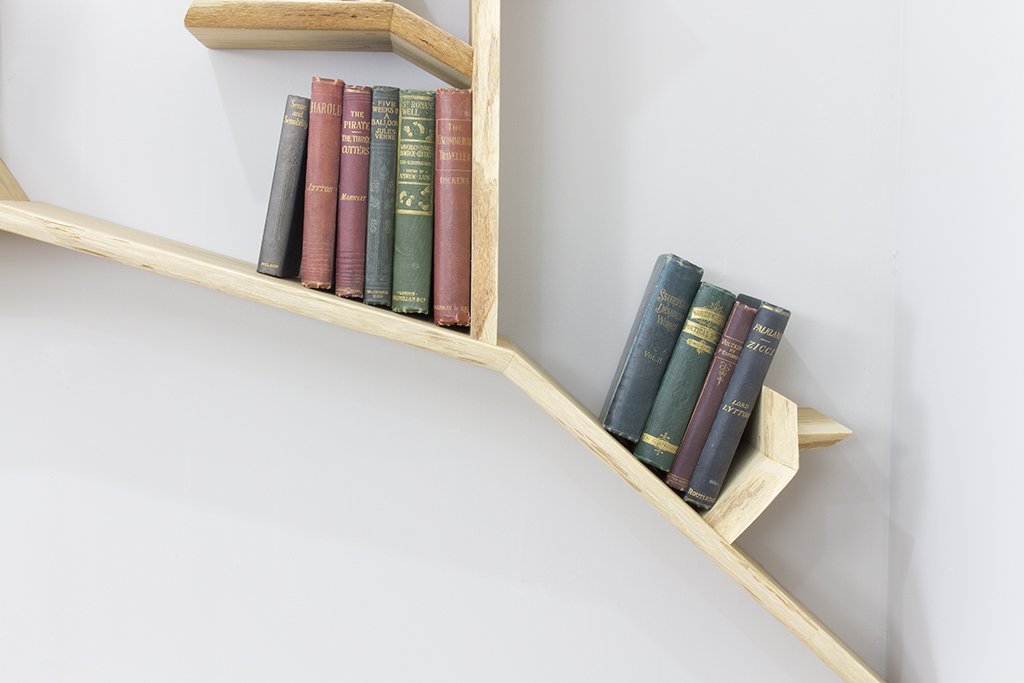 the oak branch shelf